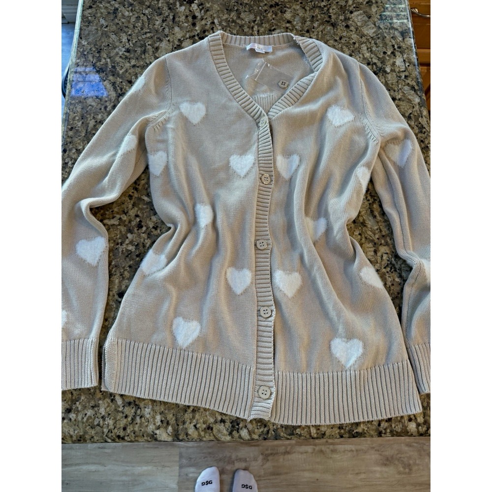 Belle Kim Gravell Women's XS Beige/White Heart Print Button V-Neck Knit Cardigan
